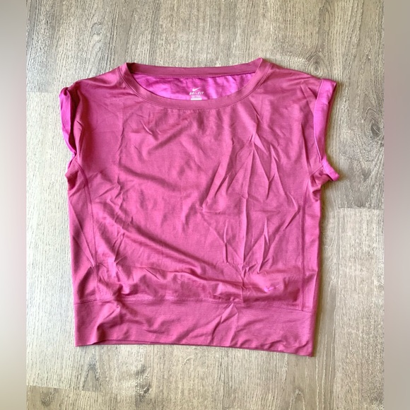 Nike Dri-Fit Active Top Women's XL - Picture 1 of 10